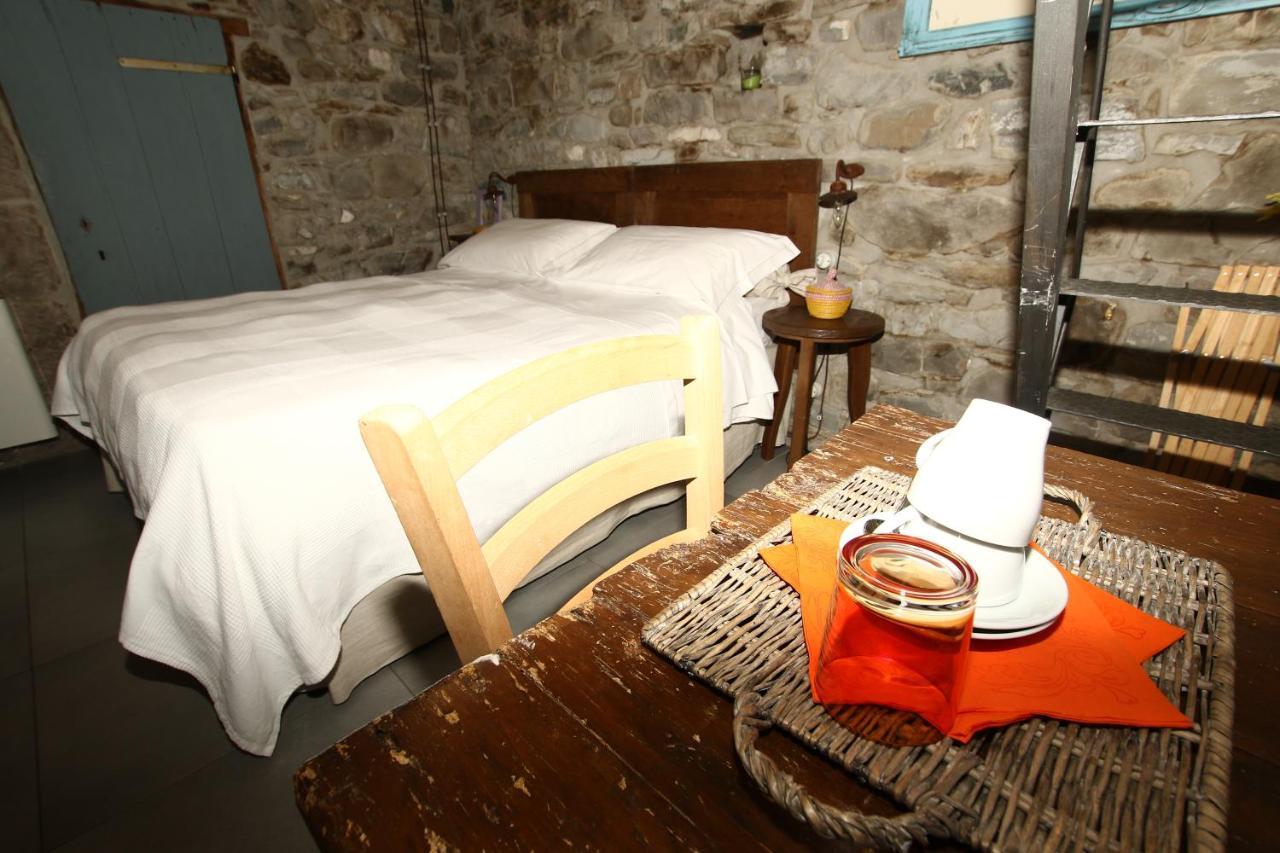 Mulino Marghen - Restored Watermill - Accomodation And Retreat Center Zeri エクステリア 写真