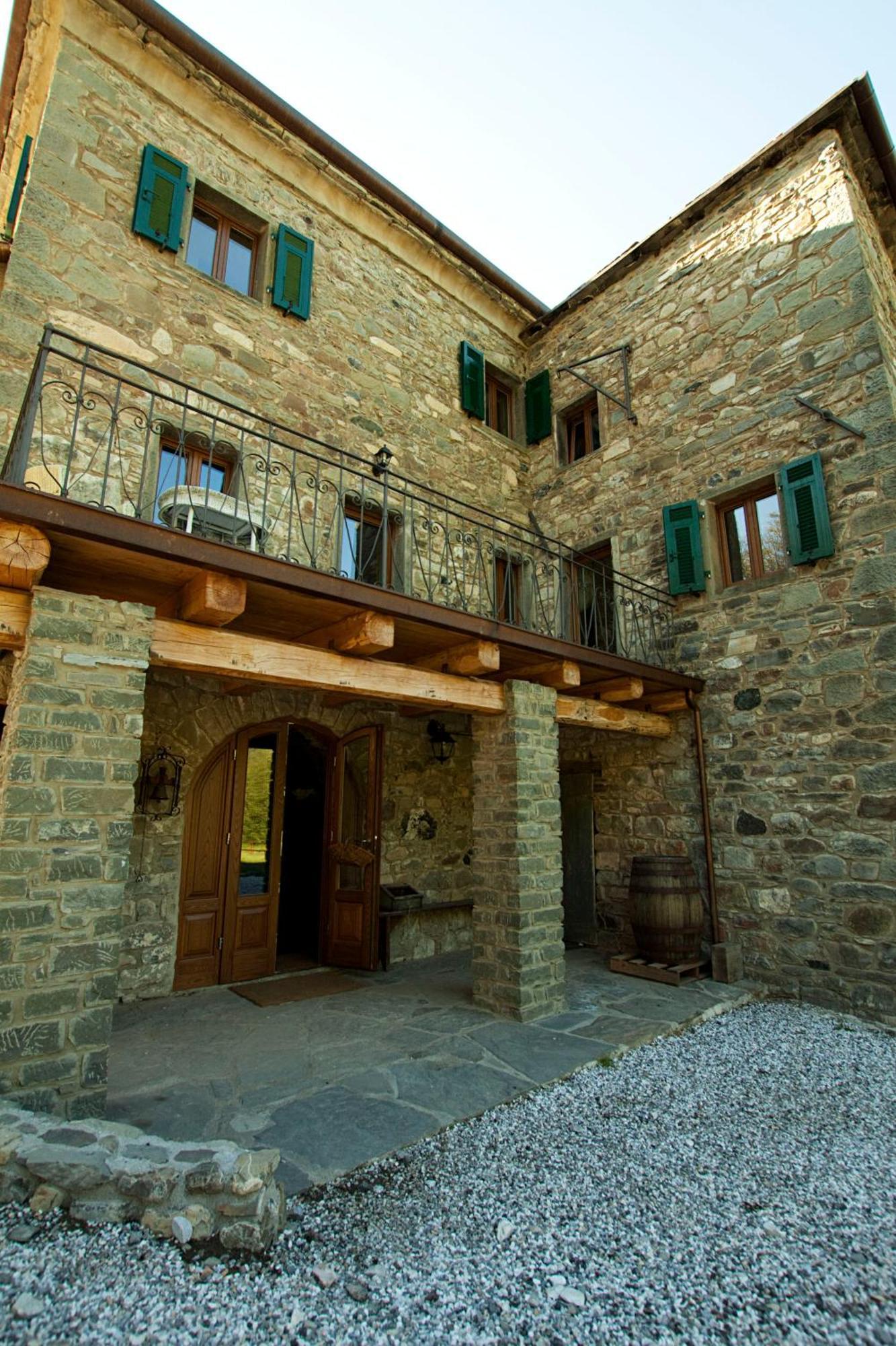 Mulino Marghen - Restored Watermill - Accomodation And Retreat Center Zeri エクステリア 写真