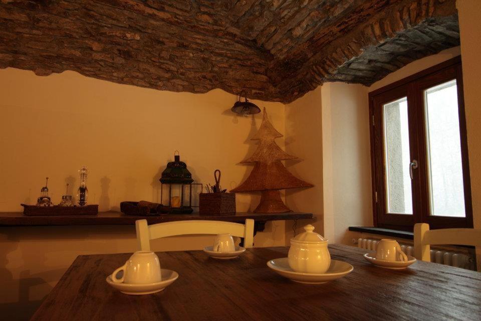 Mulino Marghen - Restored Watermill - Accomodation And Retreat Center Zeri エクステリア 写真